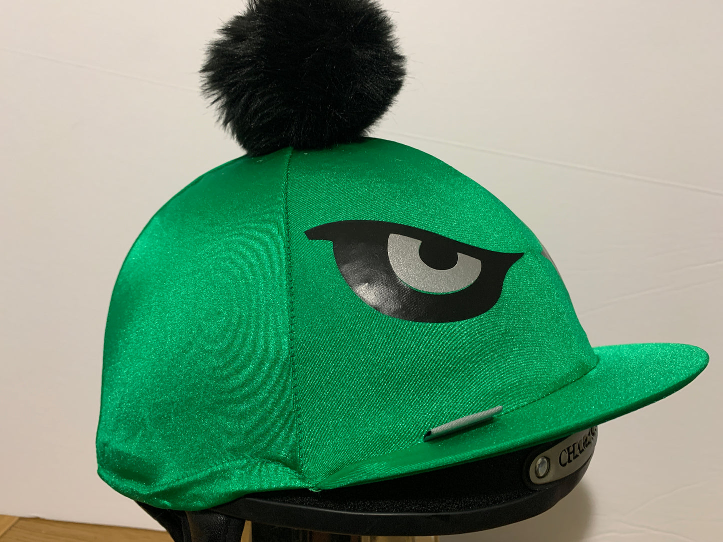 Looky hat cover side view 